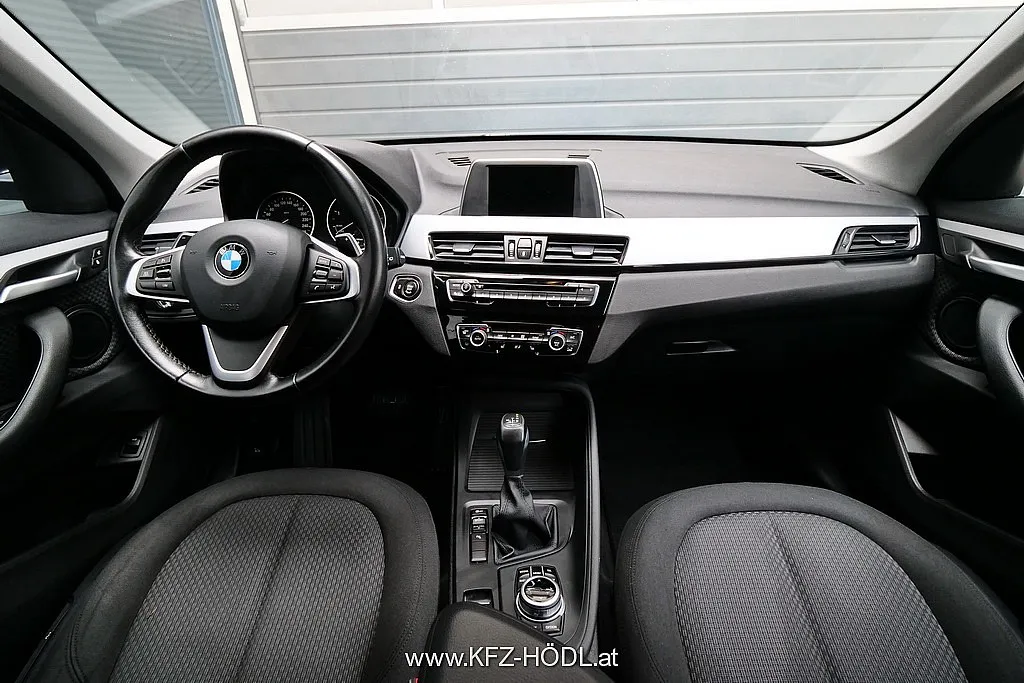 BMW X1 sDrive18d Advantage Aut. Image 9