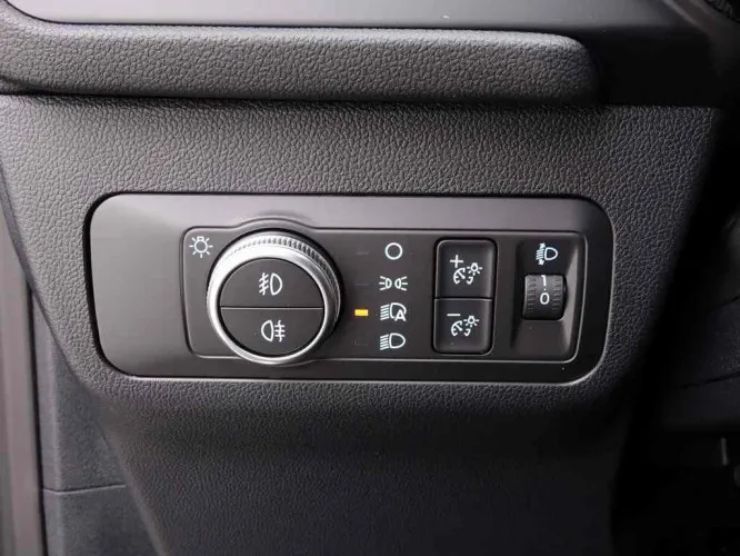 Ford Kuga 1.5 EcoBoost 150 ST-Line + GPS + LED Lights + Winter + ALU 18 Thumbnail 9
