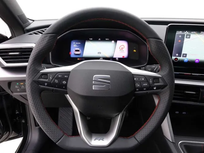 Seat Leon 1.5 TSi 150 FR 5D + GPS + Virtual + Winter + LED Lights Image 10