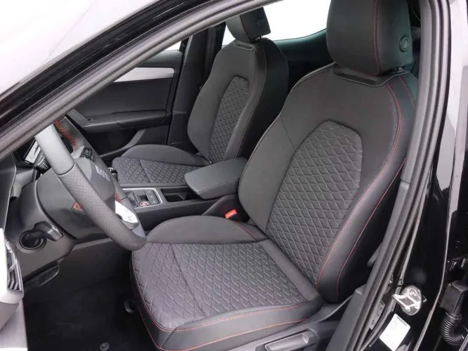 Seat Leon 1.5 TSi 150 FR 5D + GPS + Virtual + Winter + LED Lights Image 7