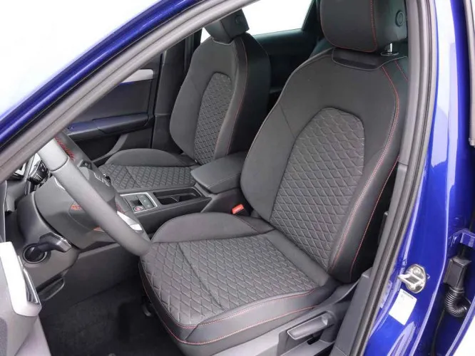 Seat Leon 1.5 TSI 130 Sportstourer FR Sport + GPS + LED Lights + Alu 18 Performance Image 7