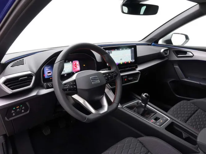 Seat Leon 1.5 TSI 130 Sportstourer FR Sport + GPS + LED Lights + Alu 18 Performance Image 8