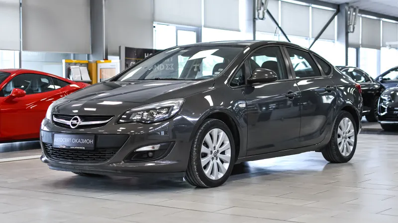 Opel Astra 1.4 Turbo Automatic Image 4