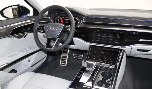 Audi S8 Quattro =Carbon= Titan Black Optic/Pano Гаранция Image 7