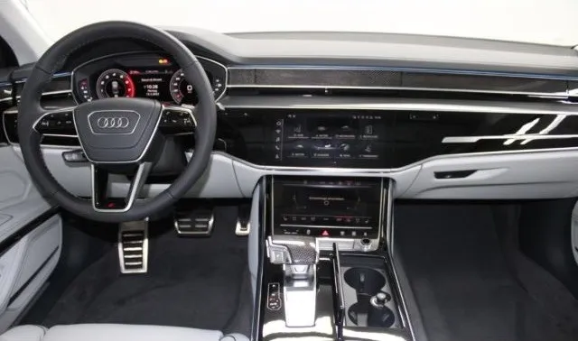 Audi S8 Quattro =Carbon= Titan Black Optic/Pano Гаранция Image 8