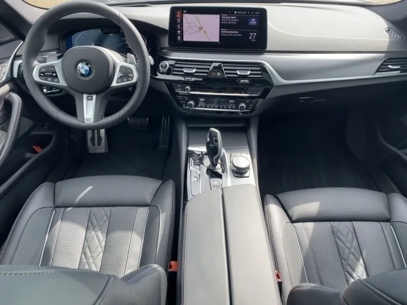 BMW 540 d xDrive Touring =Shadow Line= Panorama Гаранция Image 8