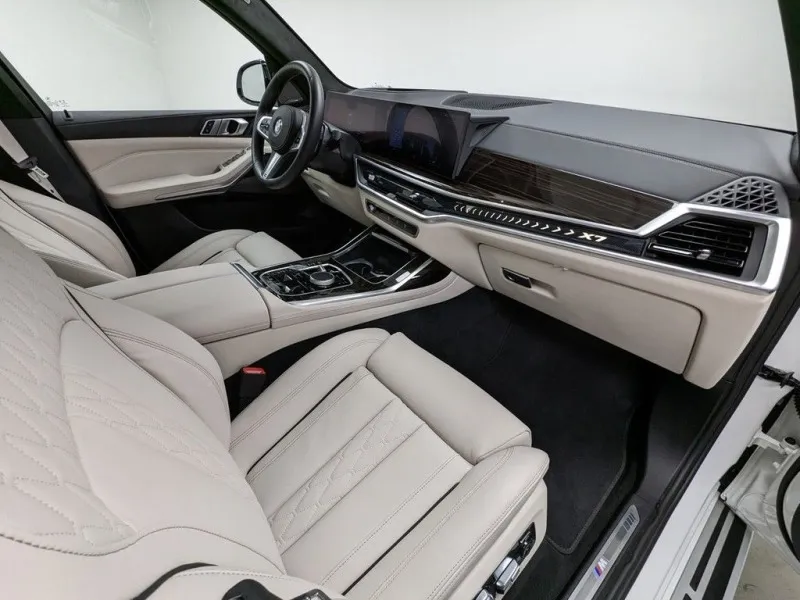 BMW X7 40d xDrive =M-Sport= Sky Lounge/Distronic Гаранция Image 6