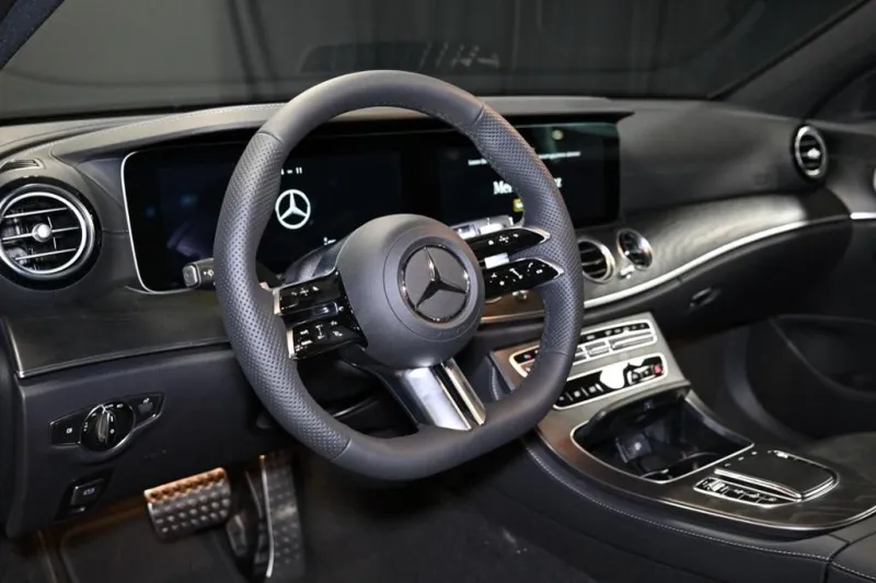 Mercedes-Benz E 53 AMG 4Matic+ =AMG Carbon Trim= AMG Night Pack Гаранция Image 5