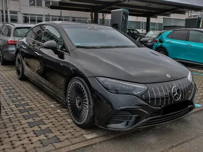 Mercedes-Benz EQE 43 AMG 4Matic =Carbon= Panorama/Distronic Гаранция