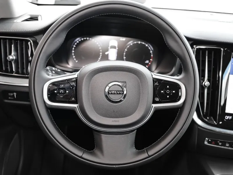 Volvo V60 B4 =R-Design= Panorama/Distronic Гаранция Image 7