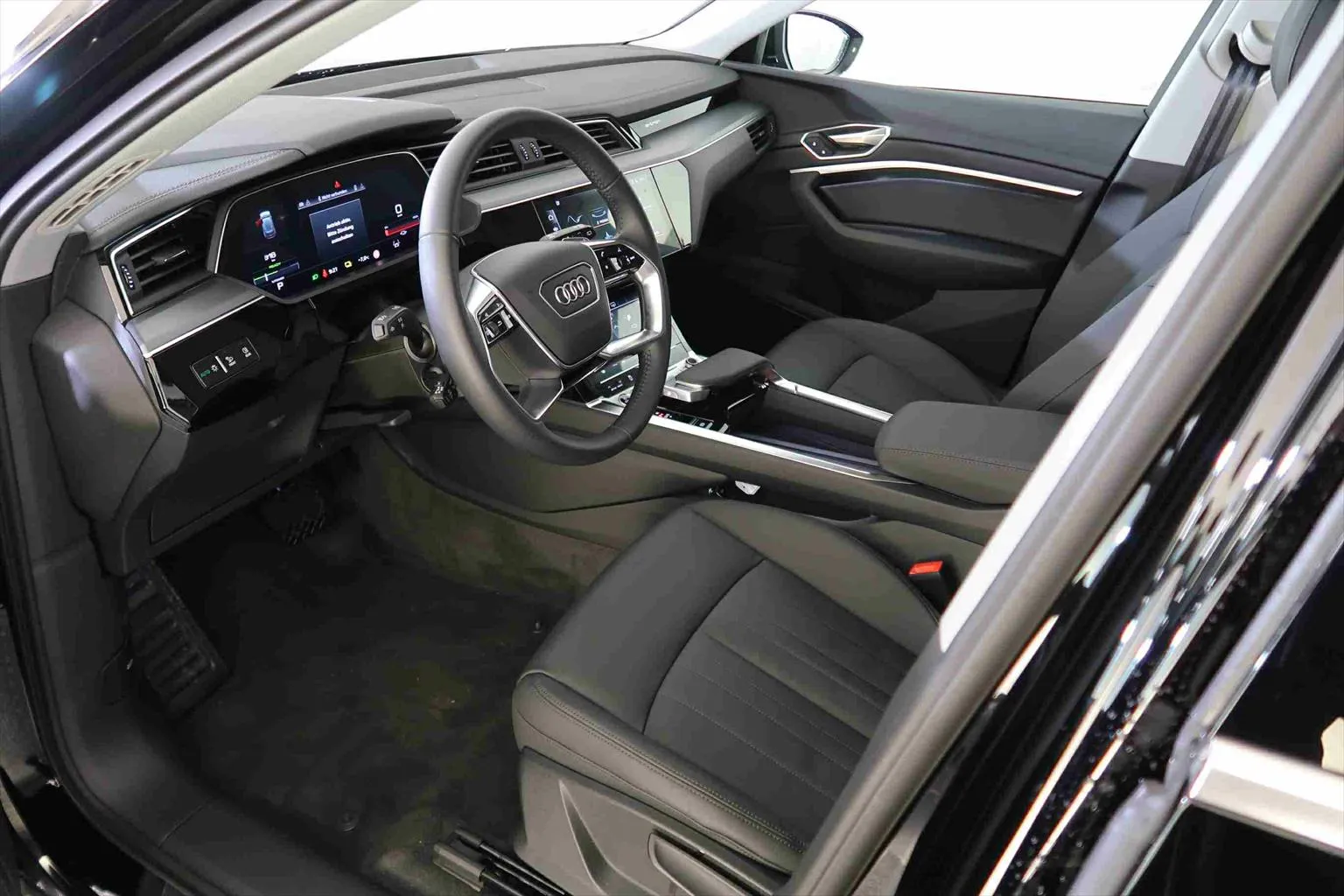 Audi e-tron 55 quattro 95kwh EV Elektro Automat  Image 6
