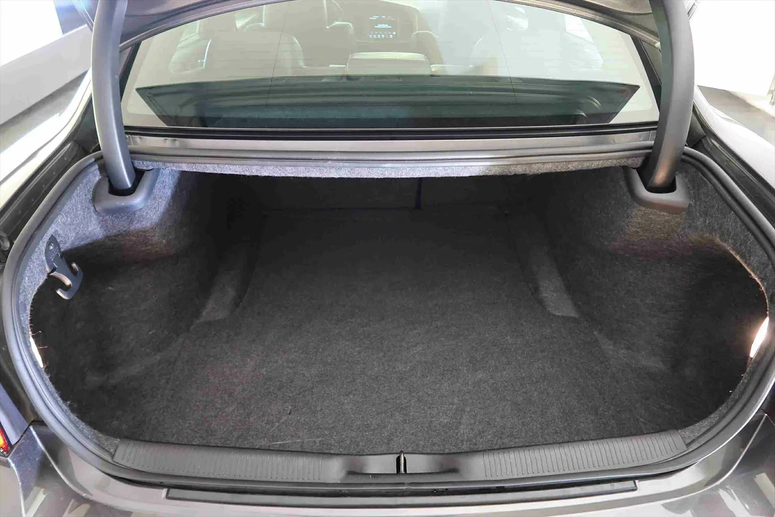 Dodge Charger 3.6 V6 SXT AWD  Image 8