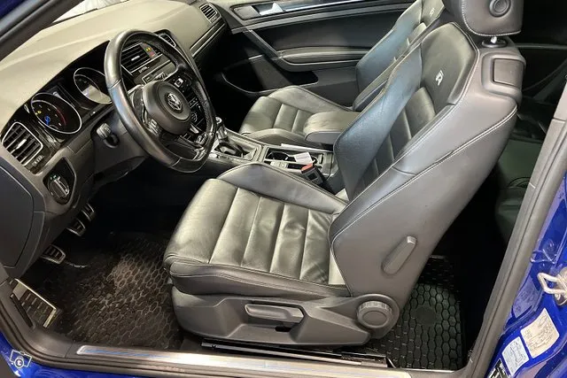 Volkswagen Golf R 2,0 TSI 221 kW (300 hv) 4MOTION *Neliveto-tehopakkaus / Nahkaverhoilu / Pysäköintitutkat / Vakionopeudensäädin* - Autohuumakorko 1,99%+kulut - Image 9