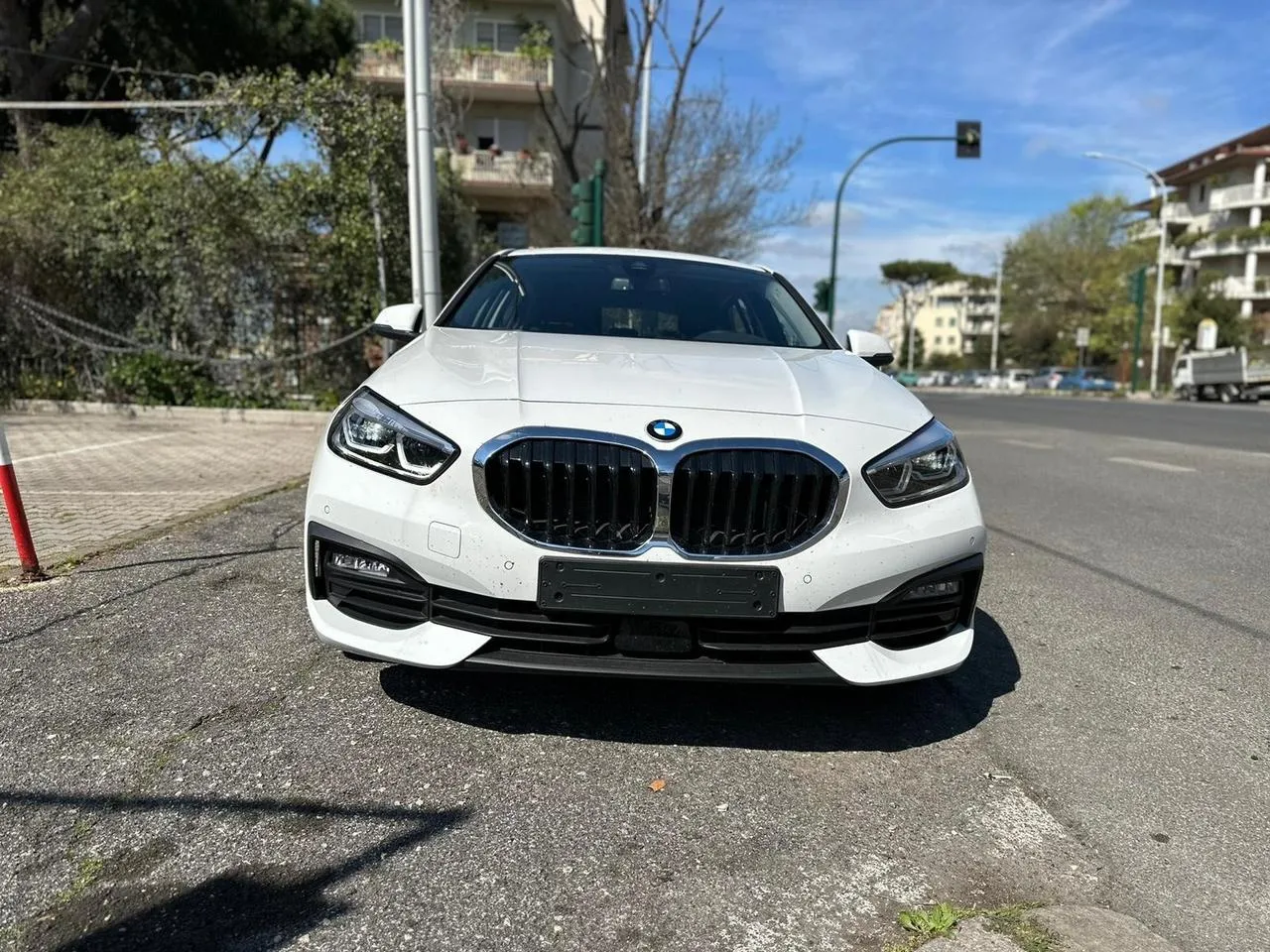 BMW Serie 1 116d 5p. Advantage Image 2