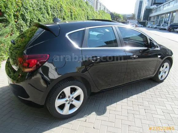 Opel Astra 1.4 T Sport Image 5