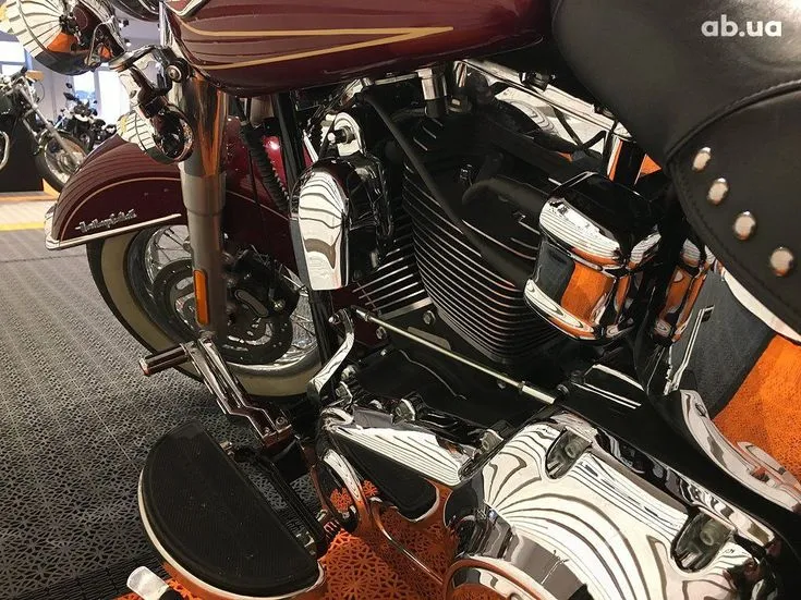 Harley-Davidson FLSTC  Image 3